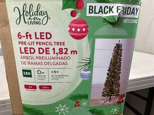 lot 36 image: 6 ft Pre-Lit LED Christmas Tree