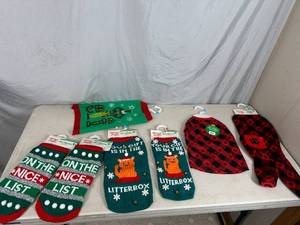 lot 55 image: 7 New Small Dog  Cat Holiday Clothing - XS and Small