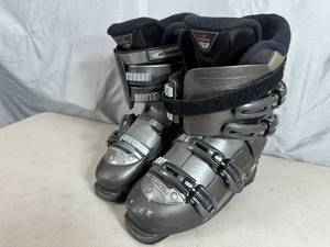 lot 77 image: Pair of Nordica T 7.1 Ski Boots - Size 13-13.5