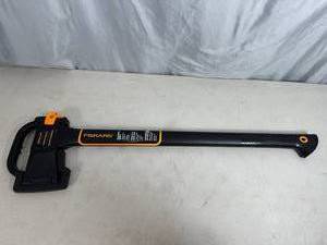 lot 127 image: New Fiskars Wood Splitter Axe