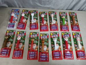lot 174 image: 14 New Pez Candy Dispenser Kits