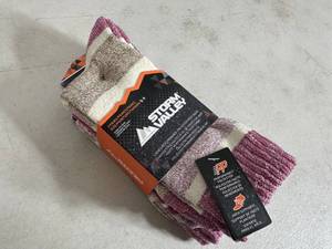 lot 248 image: 3 New Pairs of Ladies Performance Boot Socks