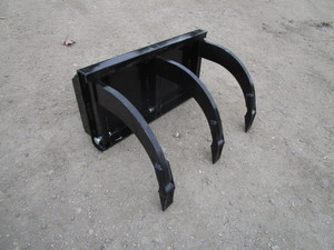 lot 103 image: Future Mini Skid Steer 24 Ripper