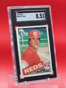 lot 9 image: 1985 Topps Baseball Pete Rose Card #600 Near Mint-Mint SGC 8.5