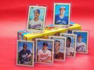 lot 30 image: 1990 Bowman Baseball Factory Card Set