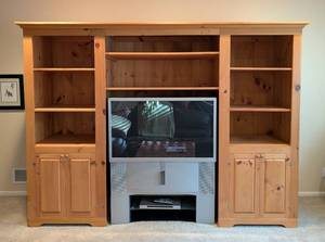 lot 18 image: LL - Large Pine Entertainment Cabinet with Adjustable Shelves and Storage