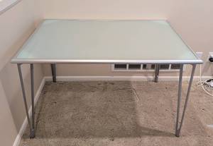 lot 42 image: LL - IKEA Frosted Glass Work Desk with Silver Metal Legs