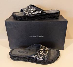 lot 64 image: LL - Burberry Womens Navy Open Toe Espadrille Slides Size 365.5