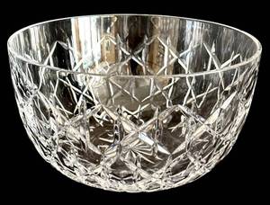 lot 36H image: ML - Tiffany Cut Glass Crystal Bowl 8.5 Inch Diameter