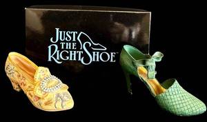 lot 143H image: ML - Just the Right Shoe Decorative Miniature Shoe Set 3.5 Inch Collectibles