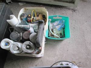 lot 65 image: Collection of assorted spray paints...