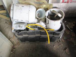 lot 70 image: Vintage metal milk can with lid and...