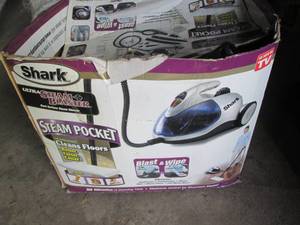 lot 80 image: Shark Ultra steam & blaster hard su...