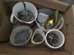lot 92 image: Bulk supply of nails, screws, bolts...