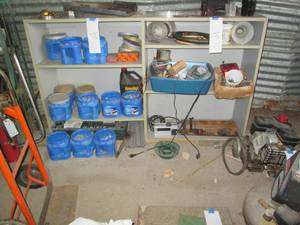 lot 112 image: Heavy Wood adjustable tier shelf ap...