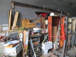 lot 2 image: Heavy duty metal rolling cherry pic...