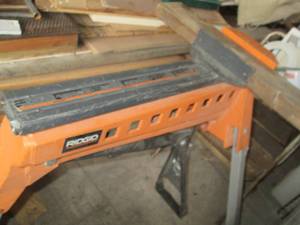 lot 26 image: Ridgid AC9955 portable folding clam...