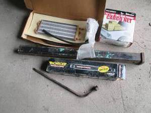 lot 39 image: Master 72x96in full size pickup car...