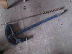 lot 50 image: Heavy metal pipe bender and large d...