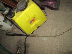 lot 133 image: North Star manually operated backpa...