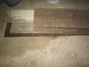 lot 188 image: Handful of 2x12in wood planks...