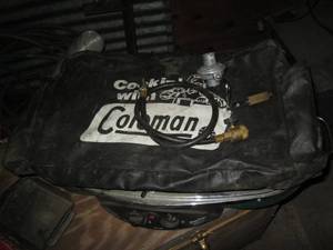 lot 190 image: Collapsible portable Coleman propan...