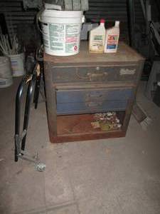 lot 199 image: Herbrand metal 3-drawer tool chest ...