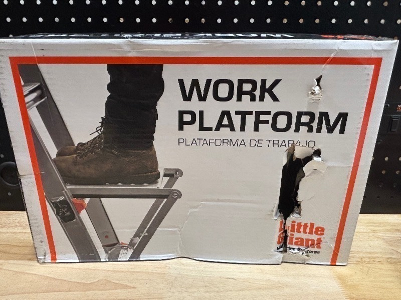 lot 11 image: Work Platform