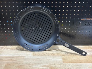 lot 14 image: OXO BBQ Skillet with Detachable Handle