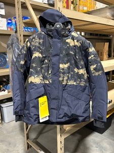 lot 33 image: Ski-Doo Absolute 0 Jacket - Retail $579.99