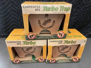 lot 27 image: Lot of 3 Best Bee Brothers Carpenter Bee Turbo Traps