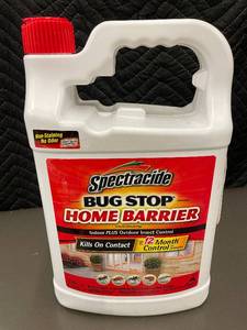 lot 31 image: Spectracide Bug Stop Home Barrier Insect Control 1 Gallon