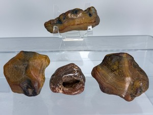 lot 54 image: Very Nice Lake Superior Agate Chunks Lot of 4 329 gm  11.6 oz.