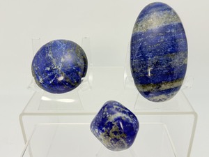 lot 247 image: Lapis Lazuli Polished Lot of 3 Palmstone, Gallet, and  Large Tumble 321 gm.  11.3 oz.