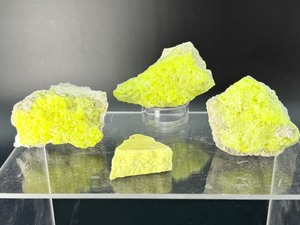 lot 96 image: 4 Sulphur specimens  173 gm  6.1 oz. It is a fascinating native element mineral known for its distinctive bright yellow color & association with volcanic activity