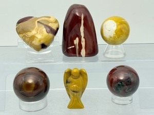 lot 74 image: Mookaite Lot of 6 3 spheres,a freeform, heart, and angel  Total Weight 669 gm  1 lb 7.5 oz