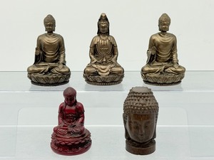 lot 71 image: Small Buddha Lot of 4 plus the Goddess Guanyin (Goddess of Mercy)