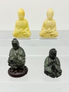 lot 133 image: Buddha Lot of 4 small 2 yellow jade and 2 kambaba jasper