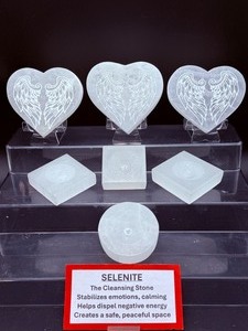 lot 121 image: Selenite Lot of 7 3 Heart Charging Plates, 3 square Sphere Holders & 1 Round Disc Sphere Holder Total Weight 1 k 277 gm  2.814 lb.