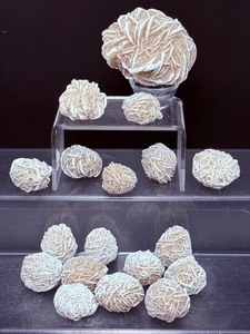 lot 183 image: Desert Rose (Gypsum) Lot of 1 large cluster and multiple tumbles.  large desert rose 124 gm  4.3 oz  tumbles 208 gm  7.3 oz.  Total Weight 332 gm  11.6 oz.