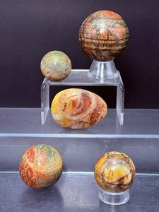 lot 278 image: Cherry Creek Jasper Polished Lot of 5 slab 140 gm.  4.9 oz. egg 100 gm.  3.5 oz. sphere 37mm  84 gm  2.9 oz.  2 palmstones 70 gm.  2.4oz.  Total Weight 396 gm.  14 oz.