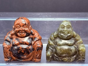 lot 210 image: Buddhas Polished Lot of 2 Labradorite & Mahogany Obsidian.  Total Weight 153 gm  5.4 oz