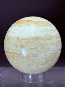 lot 140 image: Caribbean Calcite Sphere 76mm  676 gm.  1 lb. 7.2 oz.