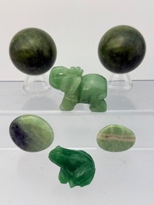 lot 248 image: Polished Jade Lot of 6 sphere 46mm, 168 gm  5.9 oz  sphere 47mm, 169 gm  6 oz.  elephant 69 gm  2.2 oz.  frog 42 gm  1.4 oz.  palmstones 42 gm  1 4 oz.  Total Weight 465 gm  1 lb.