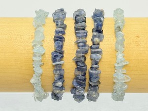lot 263 image: Gemstone Chip Bracelet Lot of 5 3 Blue Kyanite and 2 Aquamarine
