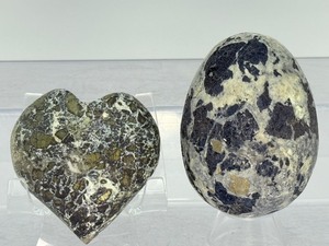 lot 30 image: Covelite Lot of 2 Egg 191 gm.  6.7 oz.  Heart 108 gm  3.9 oz.Also known as coveline is a rare, indigo blue copper sulfide miner.al.  Well known to mineral collectors