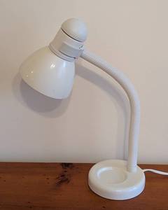 lot 138 image: ML - White Adjustable Desk Lamp, 17 Inch Height