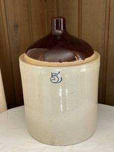 lot 41CC image: FR - Vintage 5 Gallon Stoneware Crock Jug with Brown Top