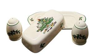 lot 82C image: FR - Spode Christmas Tree Cranberry Server with Slotted Spoon and Covered Butter Set with Salt & Pepper