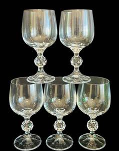 lot 97C image: FR - Set of 5 Vintage Claudia Wine Goblets